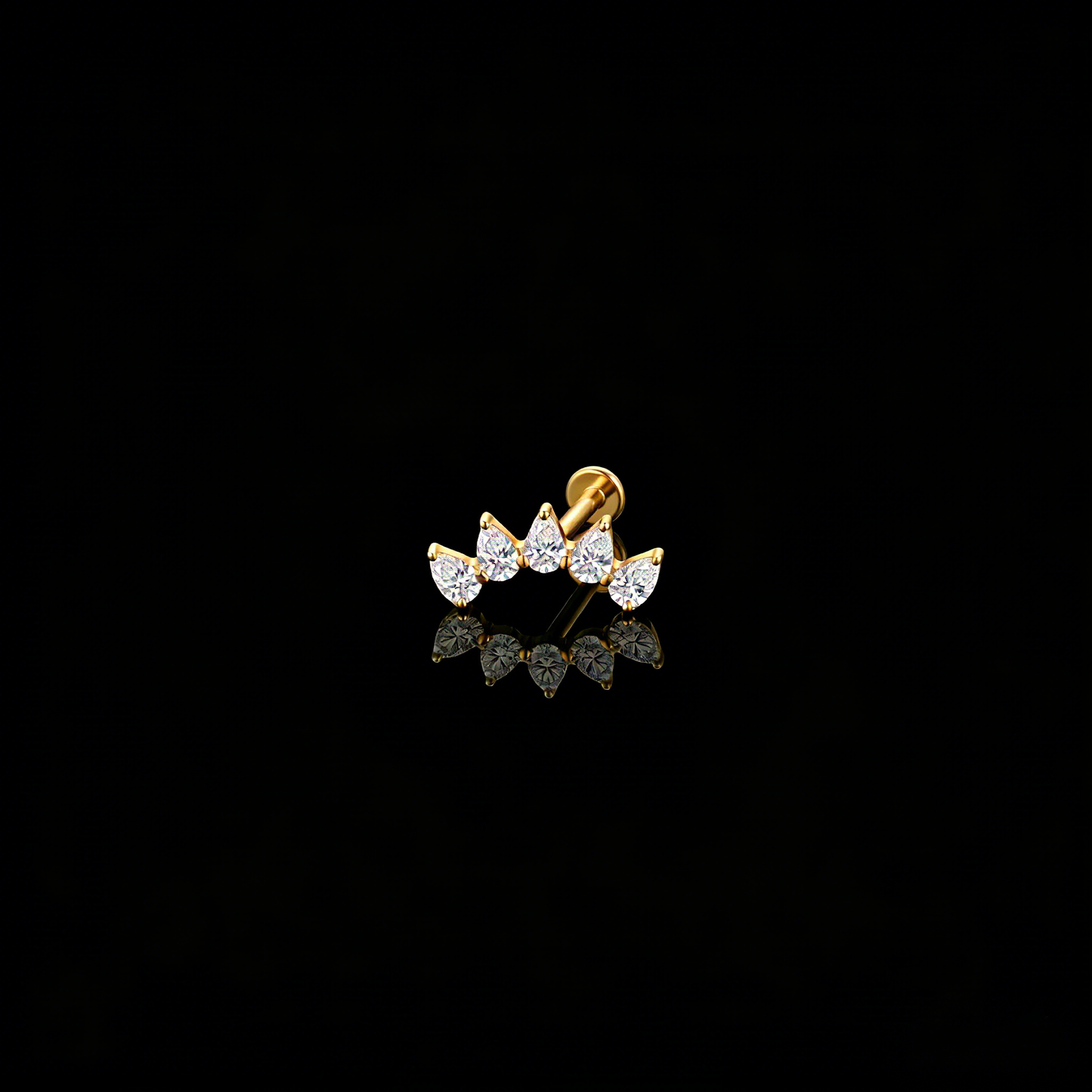 Dew Cluster Nova flat-back earring in gold - black mirror reflection